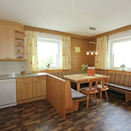 Hauser 2 Apartment *